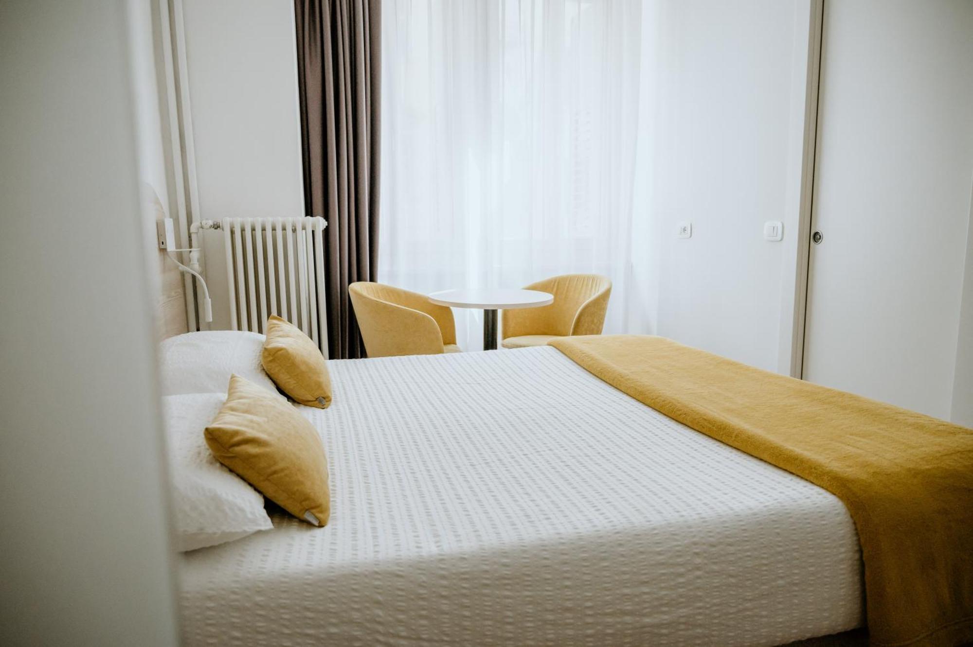 Hotel Venezia Trento Esterno foto