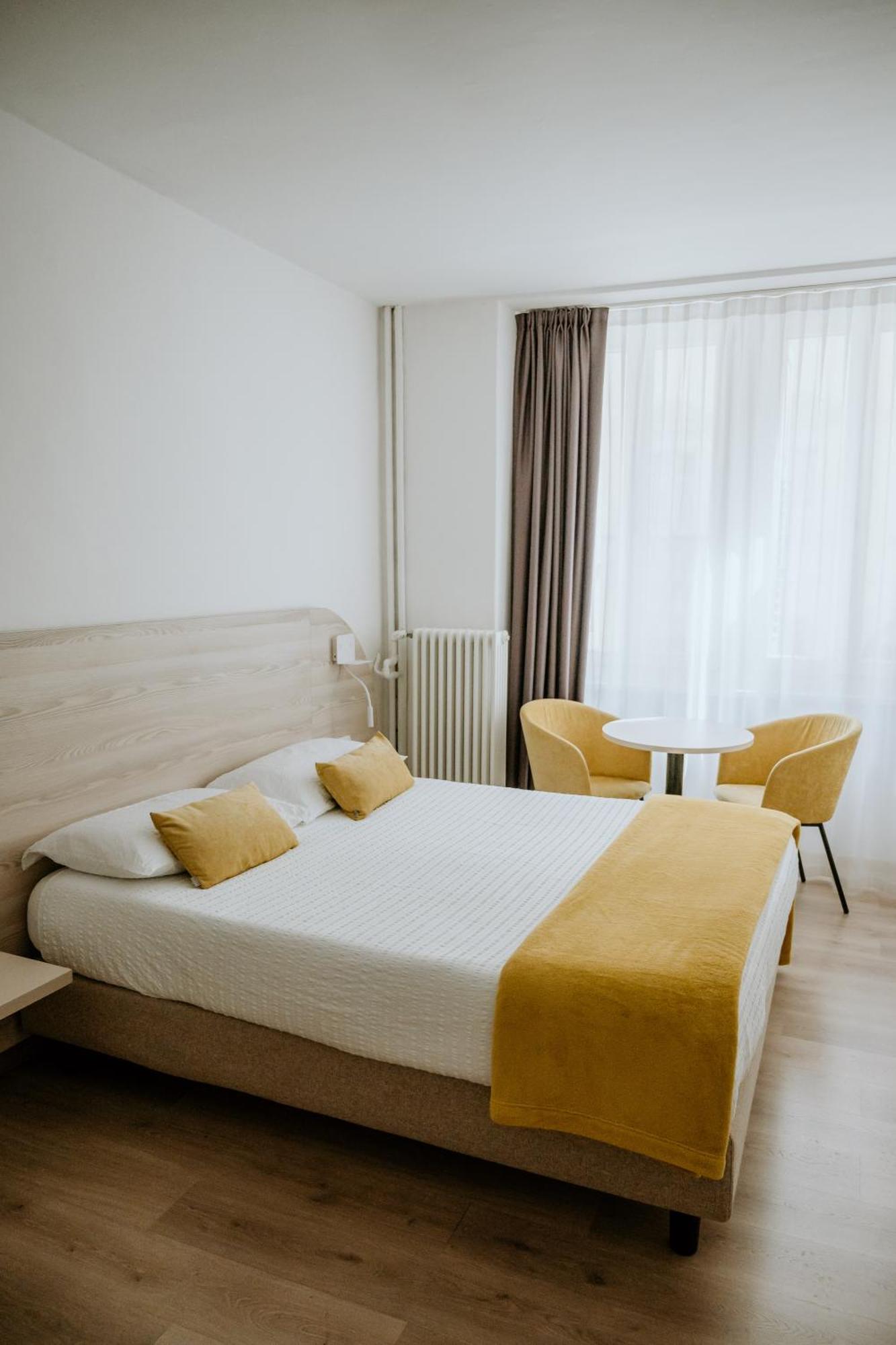 Hotel Venezia Trento Esterno foto