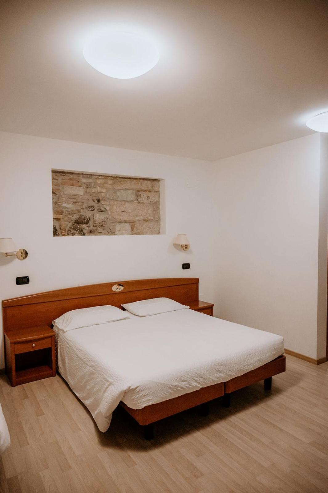 Hotel Venezia Trento Esterno foto